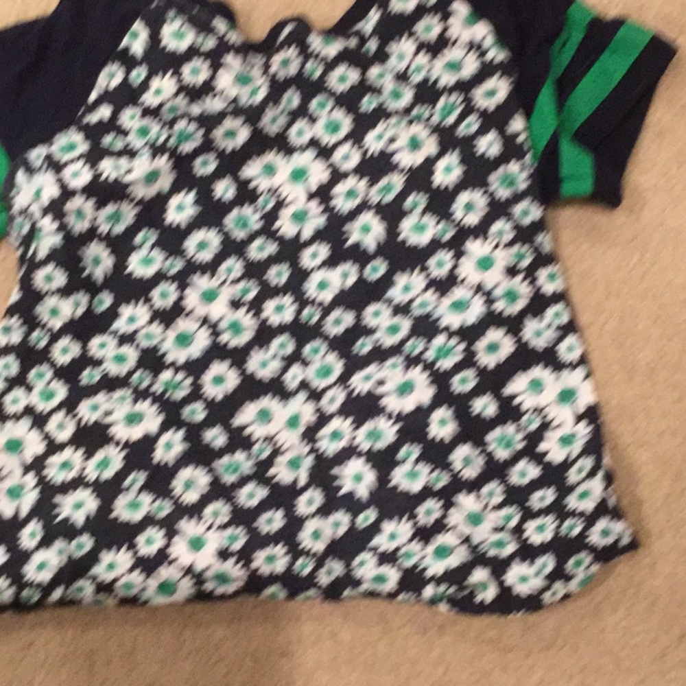 Daisy shirt
